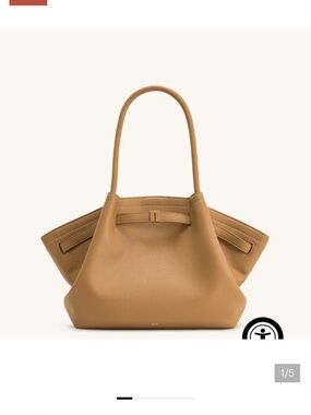 JW PEI taupe leather tote 👜